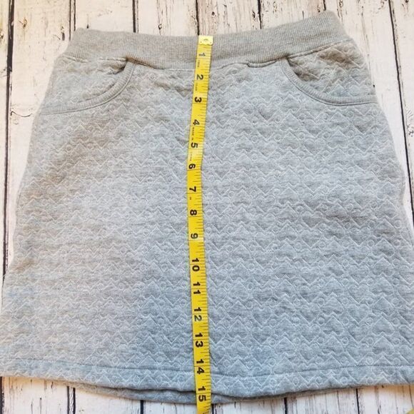 Uniqlo Kids Skirt/XL  - Picture 8 of 8